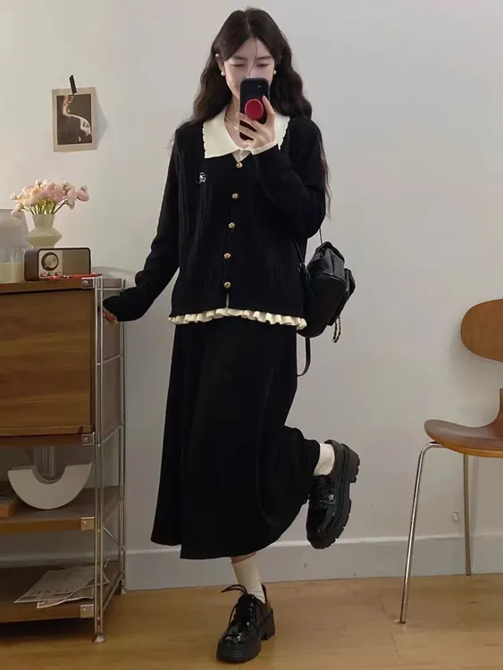 2025秋冬娃娃领正肩针织女款大码胖mm假两件上衣9207#