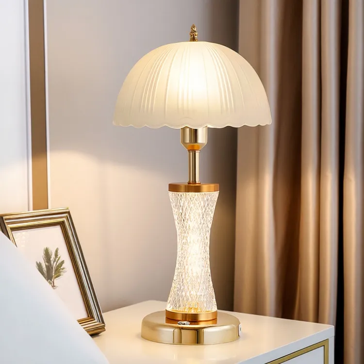 玻璃灯罩遥控触摸调光法式轻奢风个性高级感酒店台灯卧室床头灯