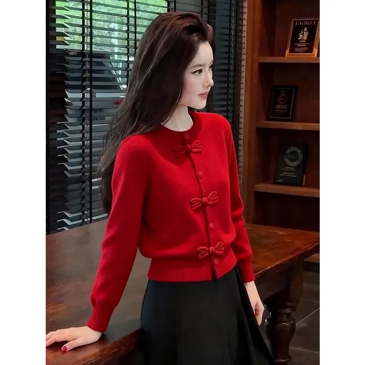 本命年圣诞红色圆领针织开衫女2025冬季新款小众巨好看打底衫毛衣