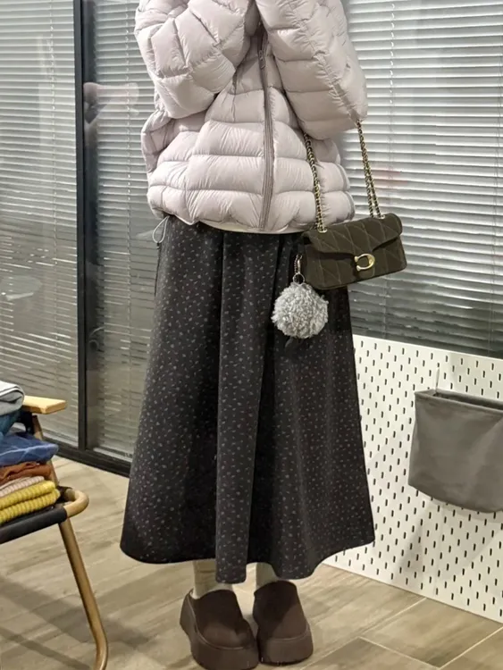 伯克利碎花毛呢a字裙冬季新款大码梨形身材遮胯显瘦超好看半身裙