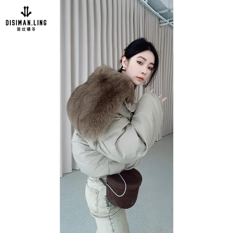 迪丝嫚苓多色羽绒服短款时尚女士保暖冬季气质原创设计修身小众感