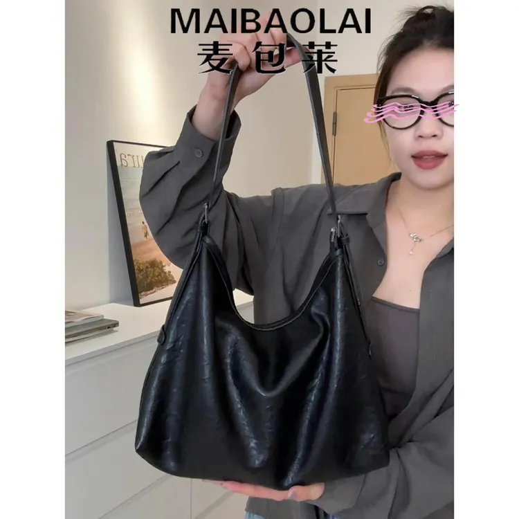 包包女式2025新款潮黑色慵懒百搭斜挎单肩包大容量简约通勤托特包