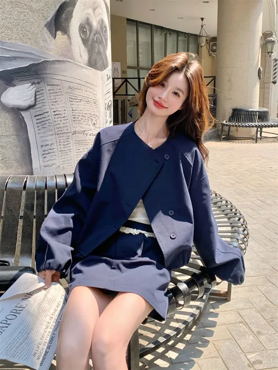 藏青色韩系学院风休闲套装裙女2025秋小个子圆领短外套短裙两件套