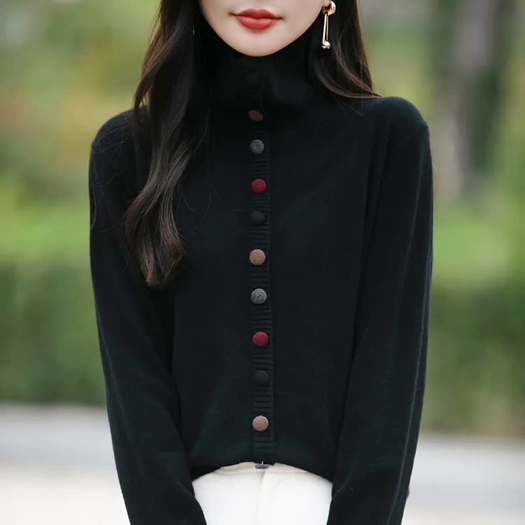 哥弟阿玛施正品2025秋冬季新款彩扣高圆领保暖针织开衫百搭显瘦女