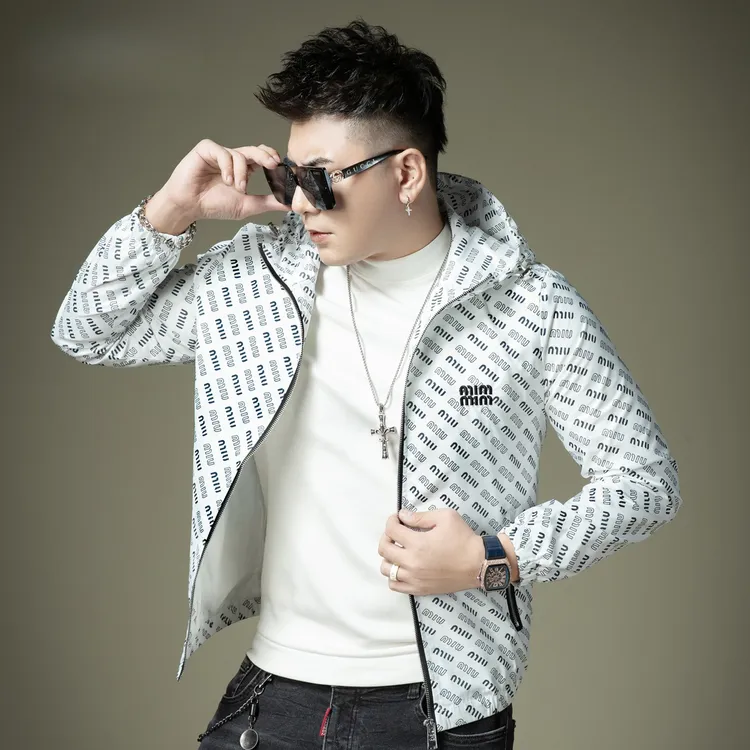 高品质外套新款潮流帅气满花刺绣夹克男士轻奢潮牌休闲连帽外套潮