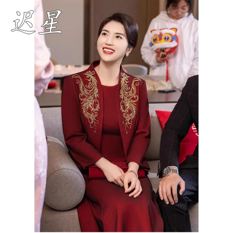 妈妈装婚宴礼服秋冬季2025新款结婚高贵气质优雅喜婆婆婚礼两件套
