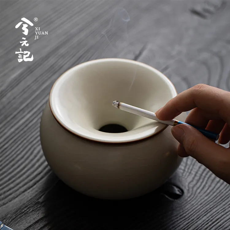 米黄汝窑陶瓷烟灰缸防风防飞灰防异味轻奢高档家用办公室个性摆件