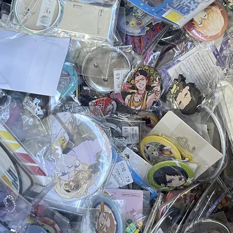 中古动漫周边（价格区间4.9～49.9）