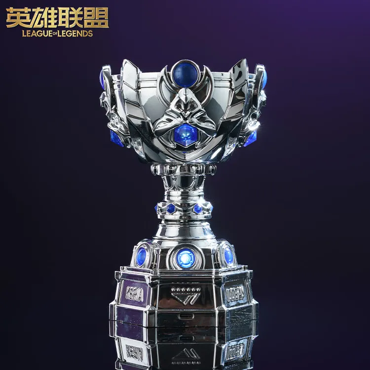 英雄联盟LOL 2025全球总决赛 T1冠军奖杯发光桌面收藏摆件周边