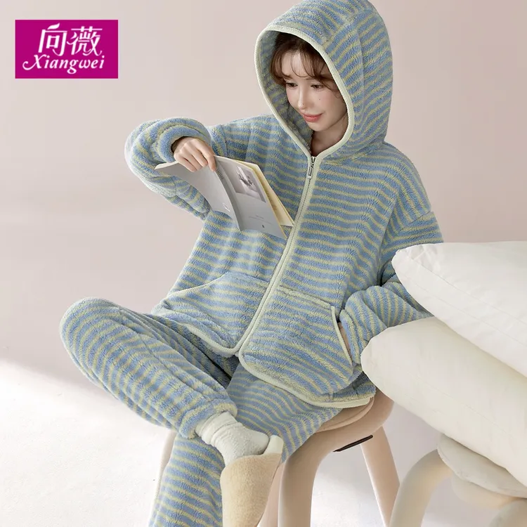 奥莱[品牌撤柜]慵懒舒适简约连帽可外穿家居服暖绒保暖法兰绒秋冬