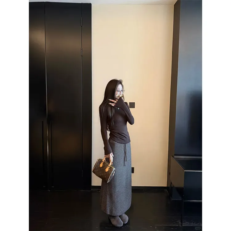 秋季御姐风修身显瘦薄款圆领长袖上衣气质时尚收腰a字半身裙套装 