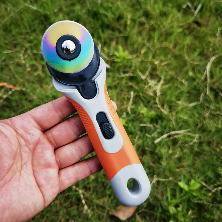 全速皮筋耐用切皮筋炫彩特硬滚刀硬度高扁皮筋切割工具户外滚轮