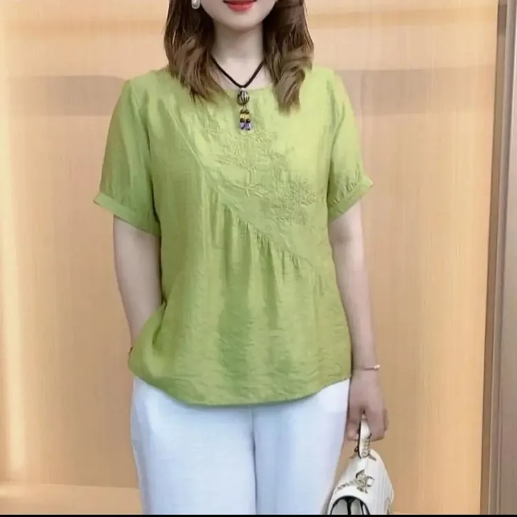 高档夏季新款纯色打底衫女刺绣短袖圆领T恤妈妈装宽松遮肚薄上衣