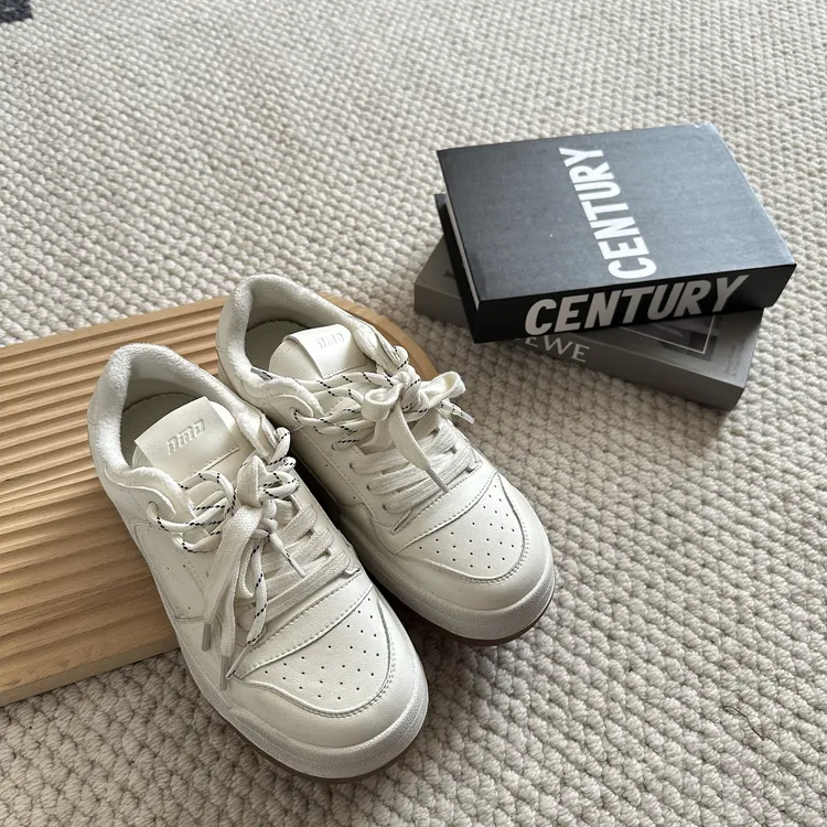 【米可家】超软超轻便的加绒做旧厚底小白鞋802-25B