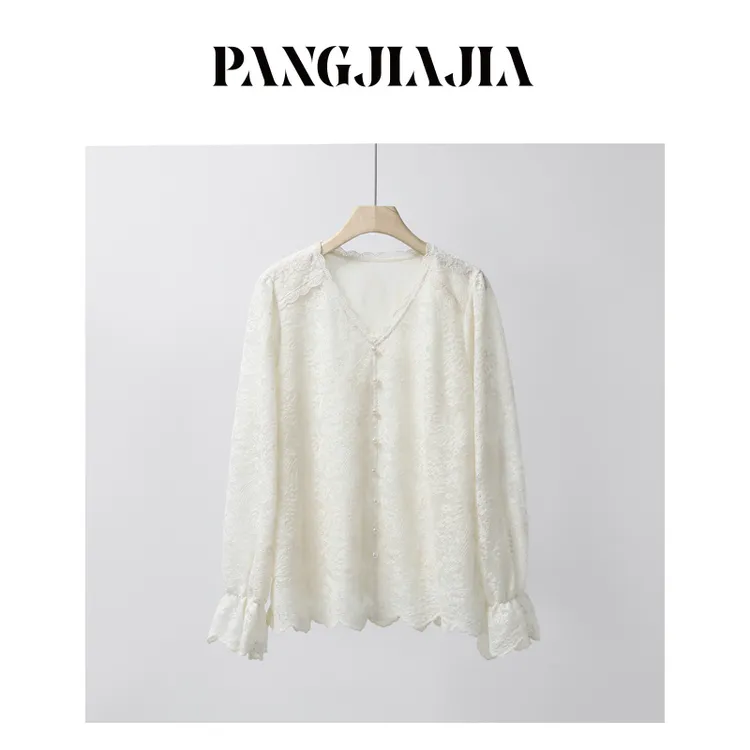 【胖佳佳】现货~海绵蕾丝 长袖v领刺绣衬衫秋季气质百搭H625Z13220