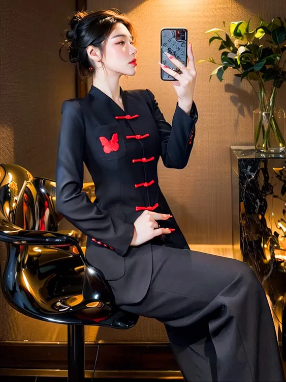 2025年秋季气质感女神范新中式国风盘扣长袖上衣阔腿长裤两件套装