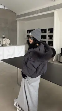 #899 新款羽绒服短款款狐狸大毛领加厚宽松时尚休闲冬季保暖外套