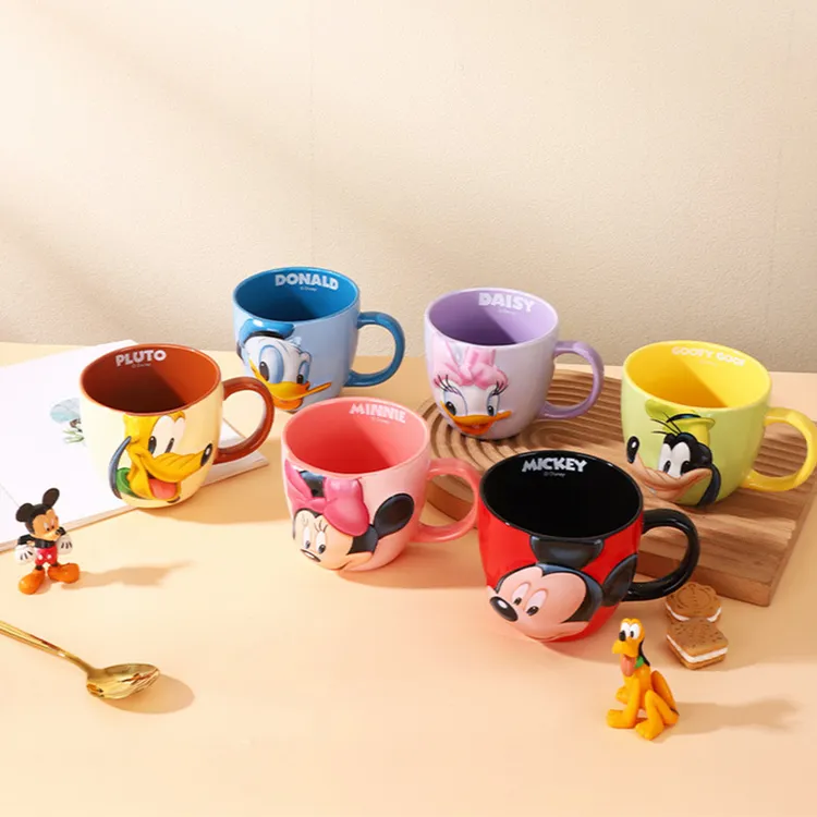 【索西家居】浮雕马克杯陶瓷杯卡通耐高温水杯高颜值情侣款杯子个人