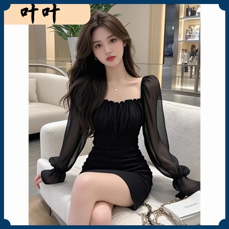 I轻奢风修身黑色方领长袖连衣裙女秋冬新款收腰显瘦短裙包臀裙I