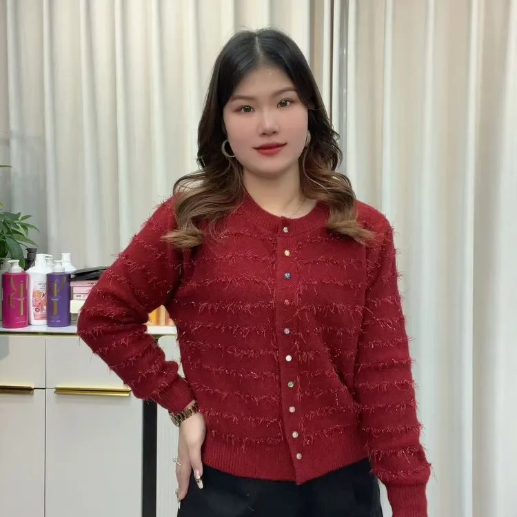 小鑫肝@圆领小香风流苏亮丝缝扣减龄时尚毛衣 808