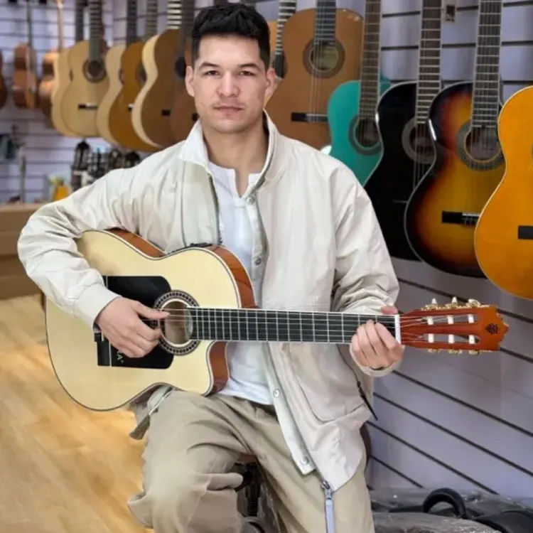 Sakura拨款电箱缺觉古典39寸吉他初学者入门学生男女练习乐器