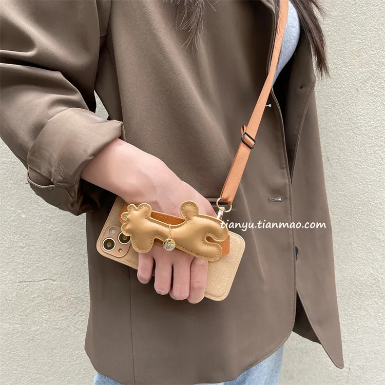 长颈鹿腕带适用苹果17手机壳iphone16小众xsmax女款15promax女x潮