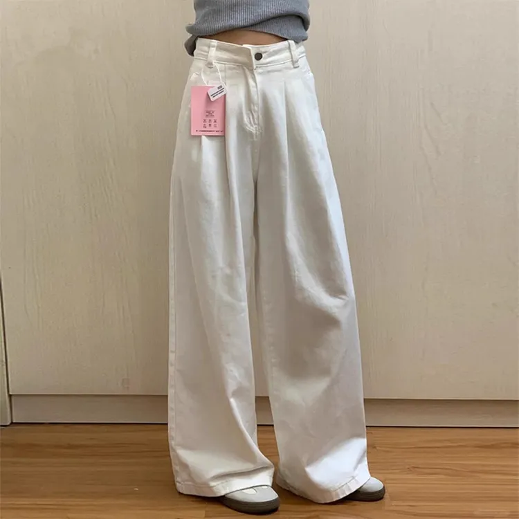 雪千羽白色慵懒风垂感阔腿牛仔裤女2025春新款宽松高腰直筒拖地裤