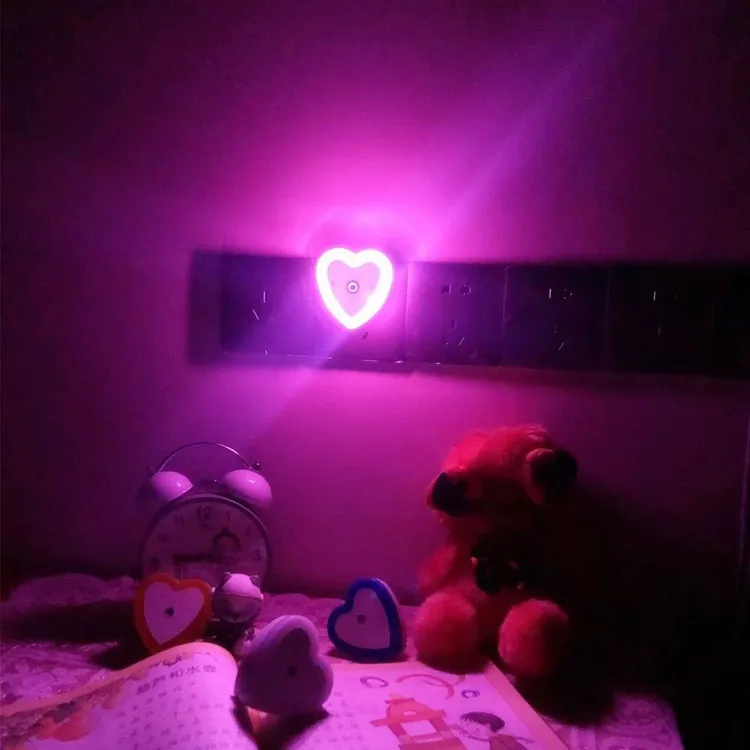 光控感应小夜灯插电夜光灯卧室led床头小夜灯儿童睡觉壁灯节能灯