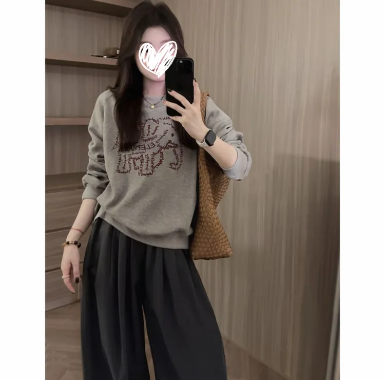 秋季韩系卡通刺绣圆领卫衣女新款2025时尚洋气慵懒风上衣女7017
