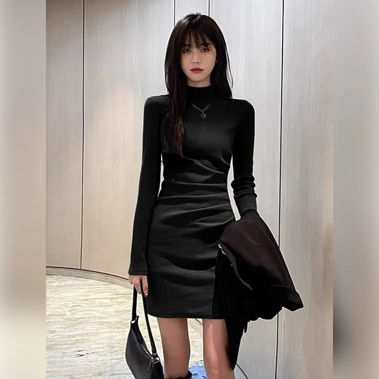 黑色修身性感包臀裙显瘦裙子女秋冬爆款2025新款连衣裙气质小黑裙