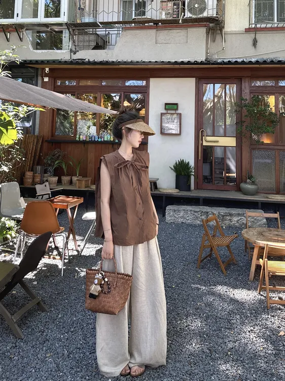 清冷系松弛感姐系贵感套装女2025新款超火减龄巨好看的两件套夏装