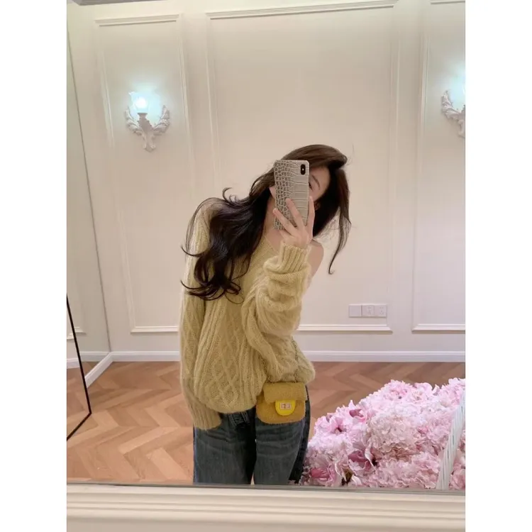 高级感宽松慵懒风软糯斜肩镂空针织衫高腰复古垂感百搭阔腿裤套装