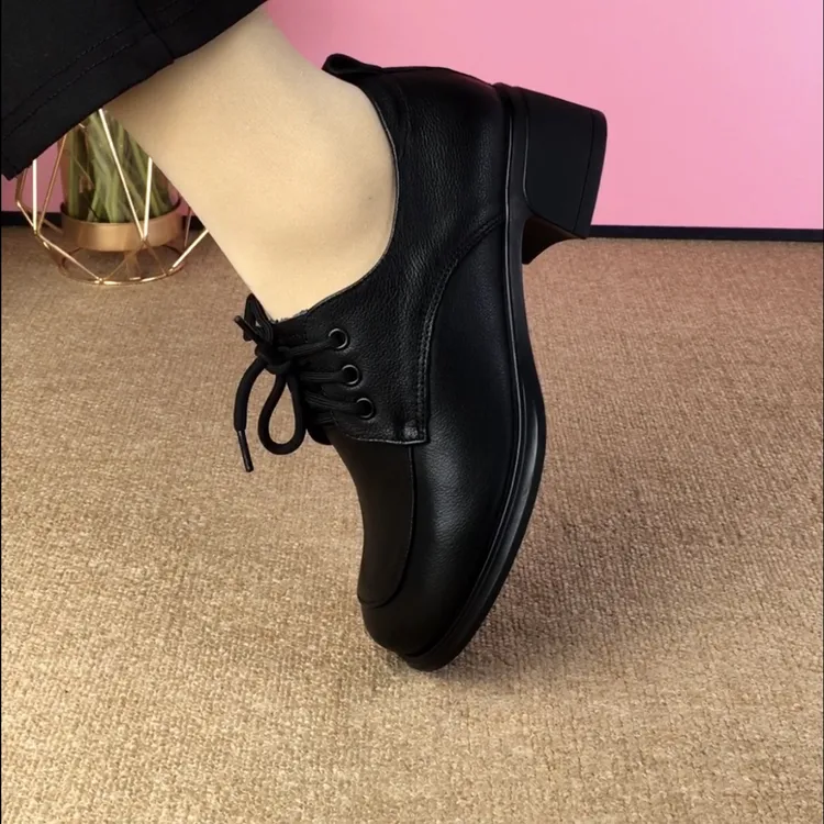 新款软底软面中跟女鞋35003