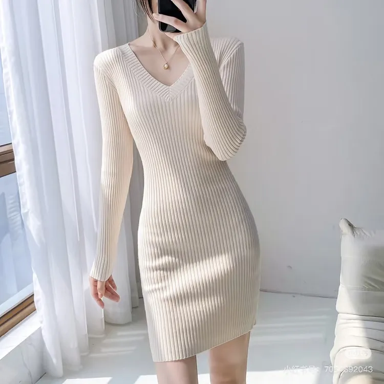 秋冬加厚V领针织连衣裙女修身气质显瘦毛衣包臀裙打底内搭短裙子