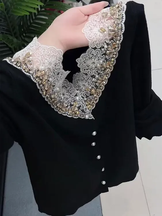 重工小香风钉珠设计感黑色上衣女2025早秋气质修身显瘦长袖针织衫