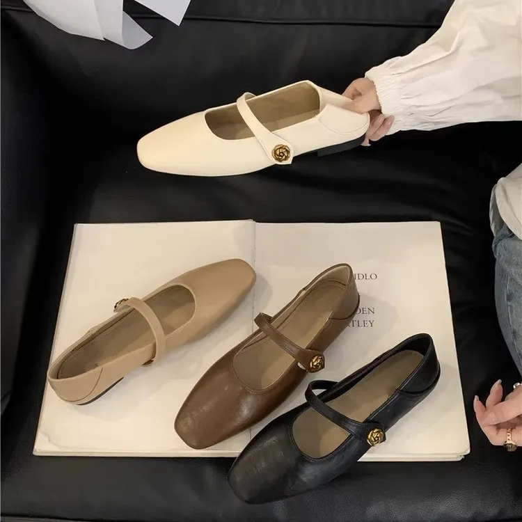 UHCK2025年春秋韩版小香风chic软底软皮方头浅口一字扣平跟玛丽珍