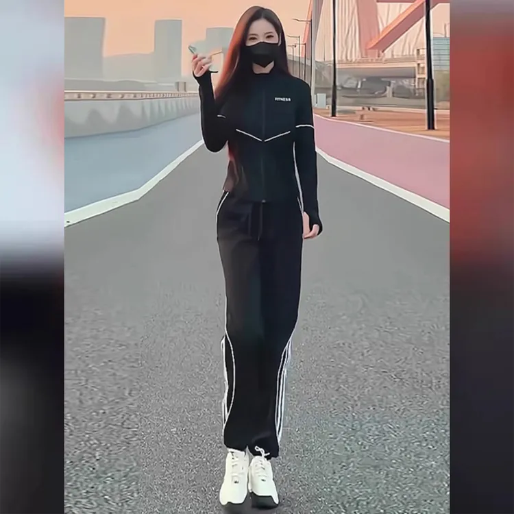 2025秋户外潮牌休闲运动套装女修身显瘦黑色开衫上衣束脚裤两件套