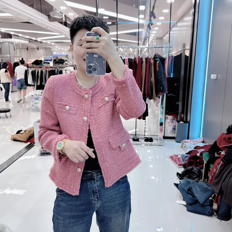 新款小香风休闲轻奢百搭短外套8170美丽