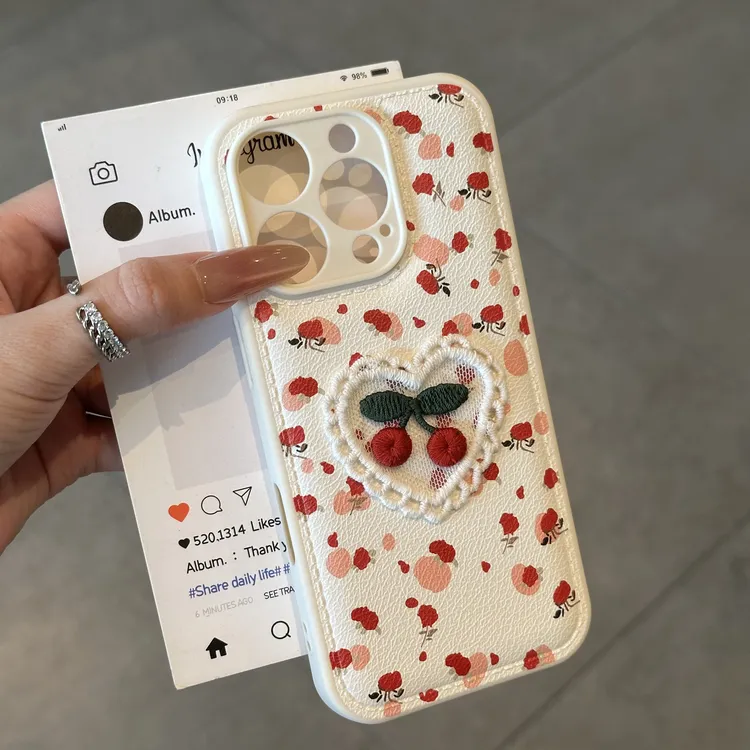 欧克里里樱桃爱心立体贴件适用苹果15/16promax手机壳小米vivoppo