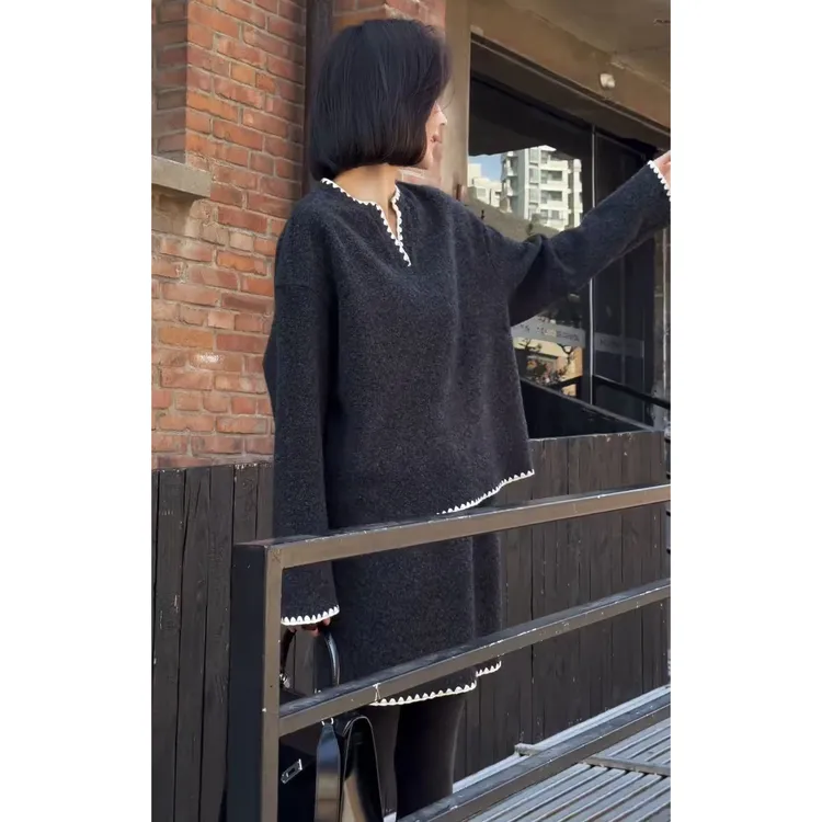 过年穿搭一整套女2025新款韩系极简风时尚连帽针织毛衣短裙两件套