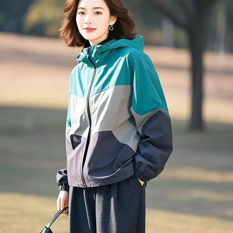 2025年开春新款女装今年流行的小个子百搭高级感休闲撞色夹克外套