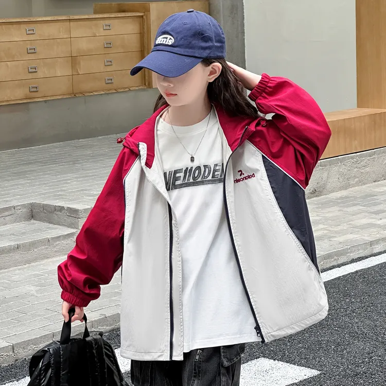 儿童专业冲锋衣2025新款女童秋装三防外套女大童春秋款户外服风衣