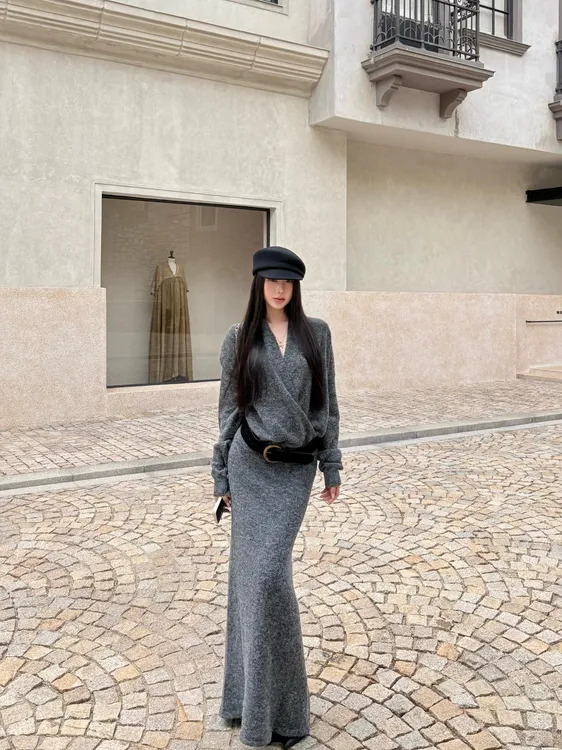 秋冬韩系气质女神交叉V领毛衣上衣半身长裙配腰带