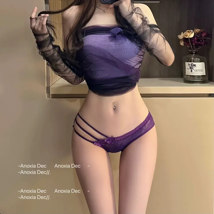 纯欲蕾丝花朵镂空网纱透视绑带款低腰性感内裤