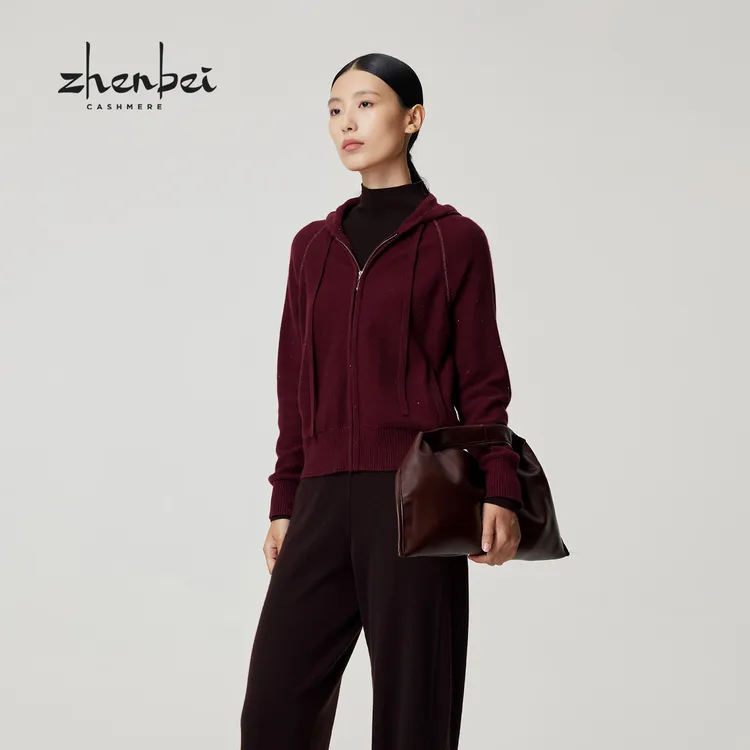 ZB/珍贝2025秋冬新品 带帽拉链亮片女开衫/56611