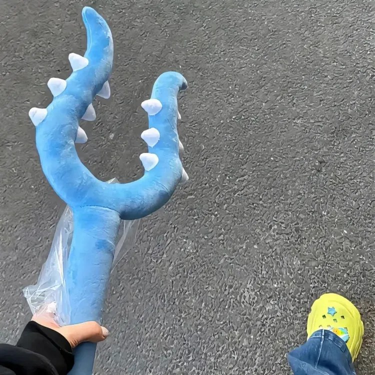 毛绒讨伐棒chiikawa吉伊卡哇小八吉伊乌萨奇成人送礼抓猫玩具可爱