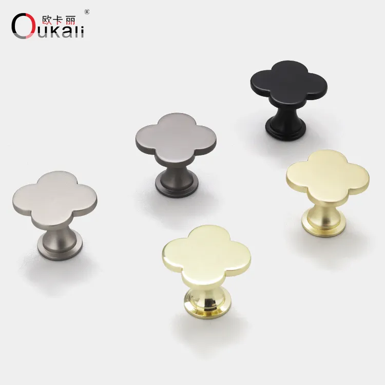 欧卡丽四叶草彩色单孔拉手北欧轻奢简约橱柜衣柜门金色把手锌合金