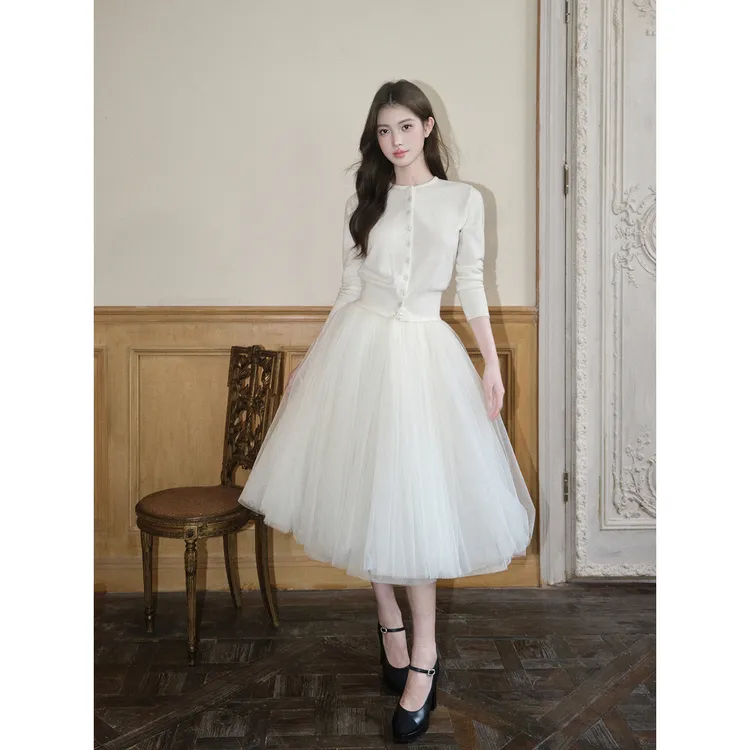 avenement/全羊毛长袖圆领毛衫美利奴纯羊毛修身保暖上衣开衫女秋