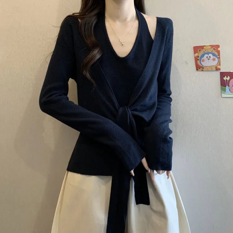 秋季新款系带挂脖显瘦长袖针织衫女微胖妹妹设计感假两件减龄上衣