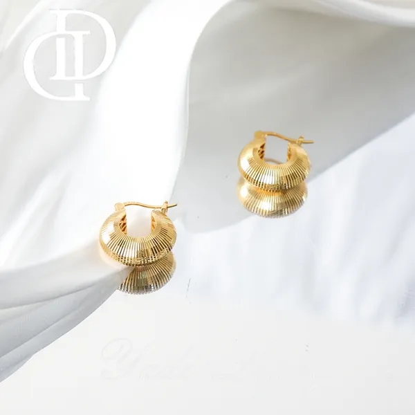 925银耳饰 梁雅帝新品【冰点条纹】金色闪光时尚纯银耳饰